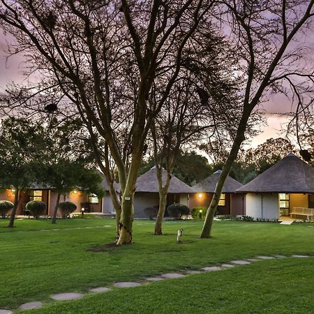 Protea Hotel By Marriott Oudtshoorn Riempie Estate Exteriör bild