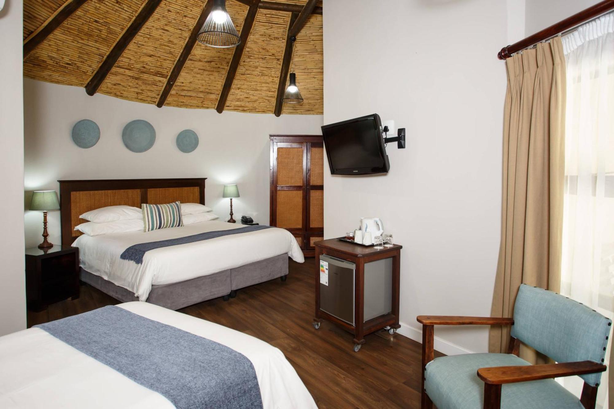 Protea Hotel By Marriott Oudtshoorn Riempie Estate Exteriör bild