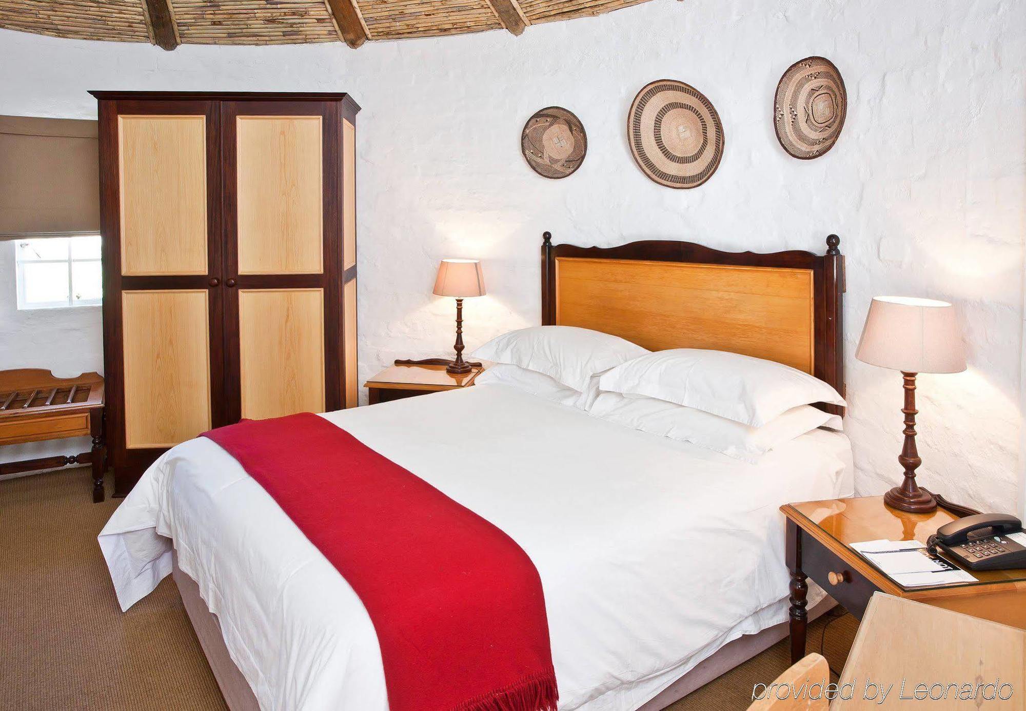 Protea Hotel By Marriott Oudtshoorn Riempie Estate Exteriör bild